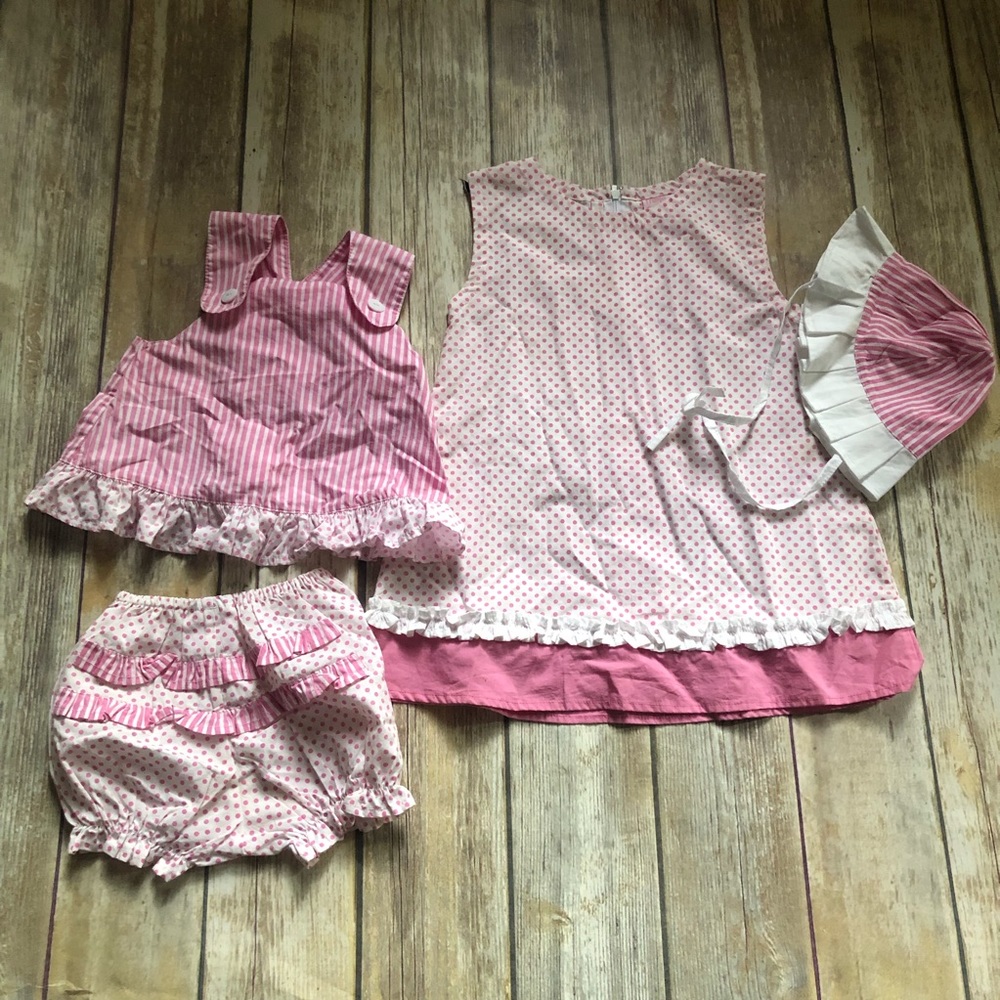 Frumpy rumps sibling set dress